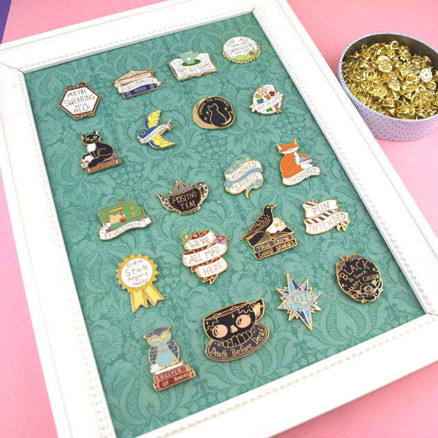 How to make an enamel Lapel pin display board in just 10 minutes!